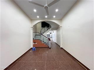 Nhà 4 tầng 60m2 dân xây lô 22 lê hồng phong  đường 15m  đông nam