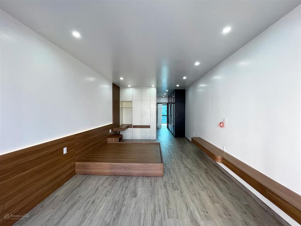 Nhà 6 tầng thang máy tuyến 2 lê hồng phong  60m2  đường 15m  đông bắc