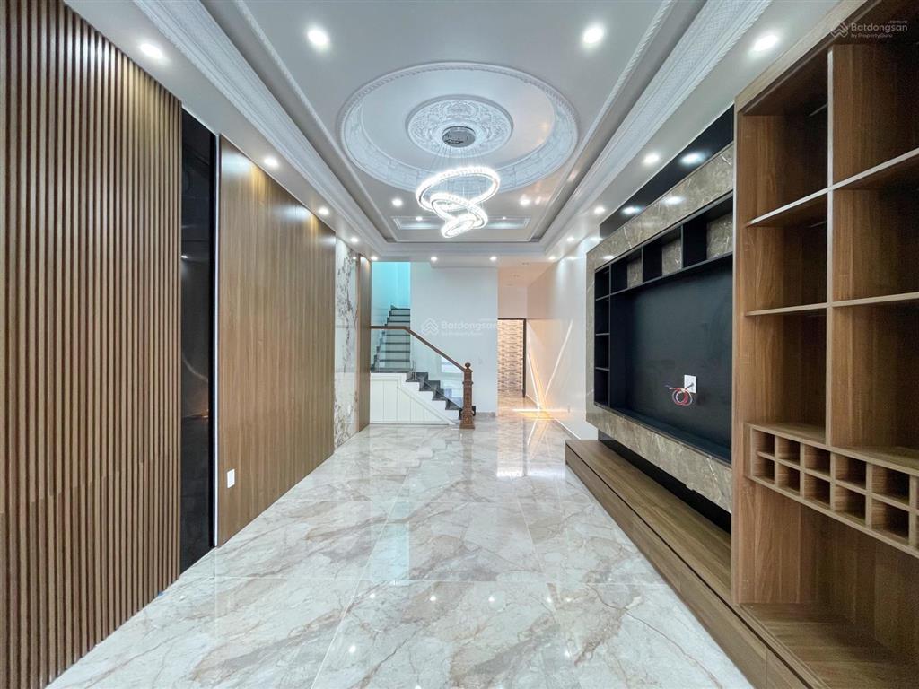 Nhà 6 tầng thang máy tuyến 2 lê hồng phong  60m2  đường 15m  đông bắc
