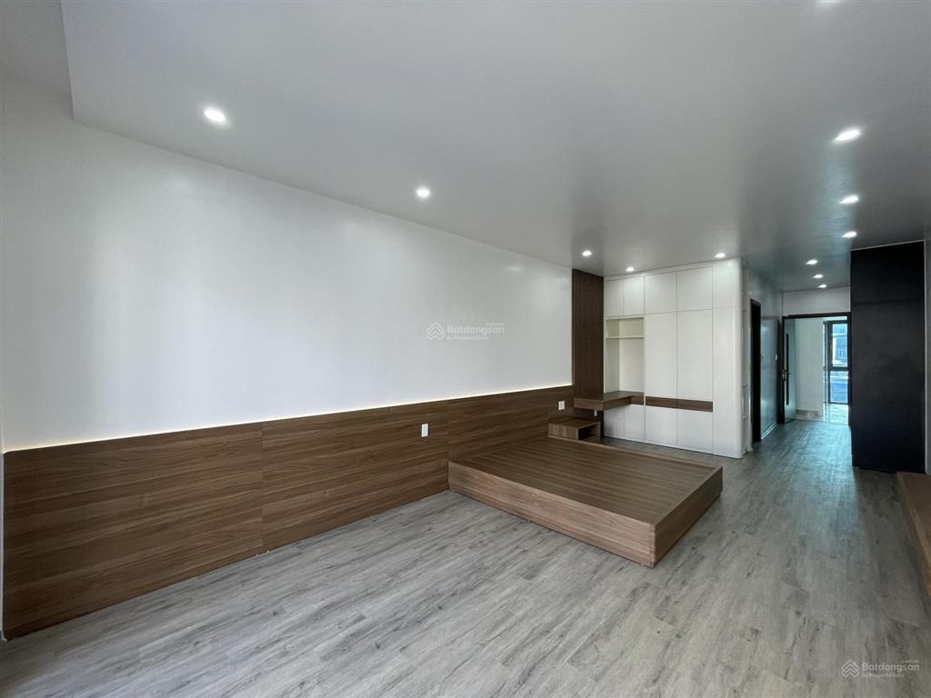 Nhà 6 tầng thang máy tuyến 2 lê hồng phong  60m2  đường 15m  đông bắc