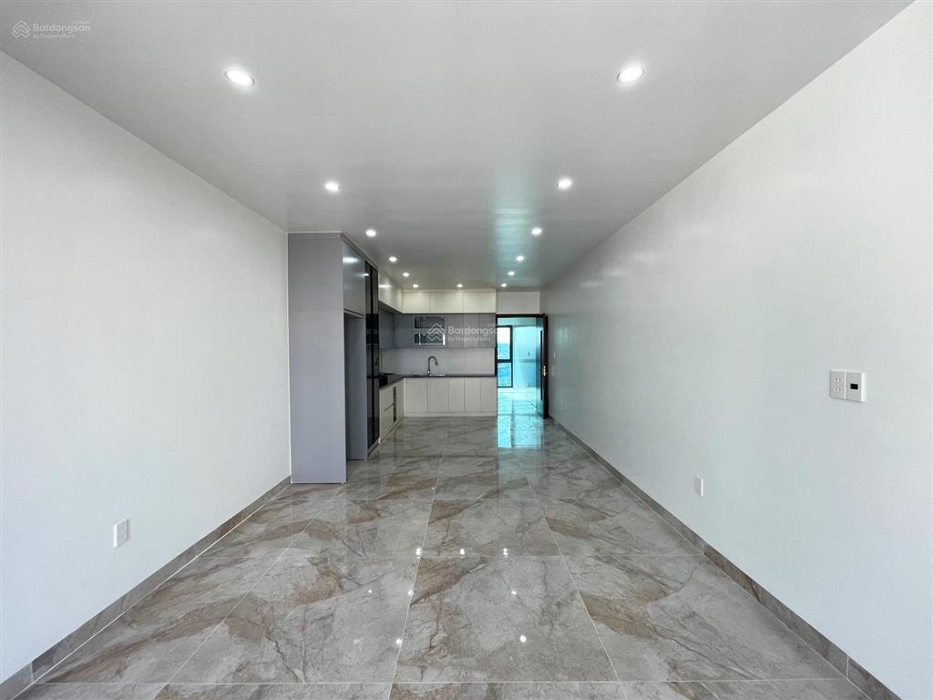 Nhà 6 tầng thang máy tuyến 2 lê hồng phong  60m2  đường 15m  đông bắc