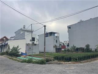 Lô góc 120m2 tđc đường dứa  ngang 6m  đường 9m