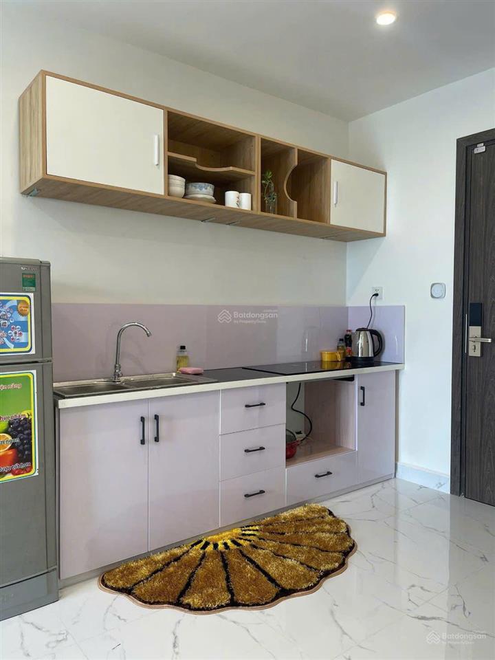 Chính chủ bán nhanh 2pn2wc 3t350 full nội thất #beverlysolari 0935 378 ***