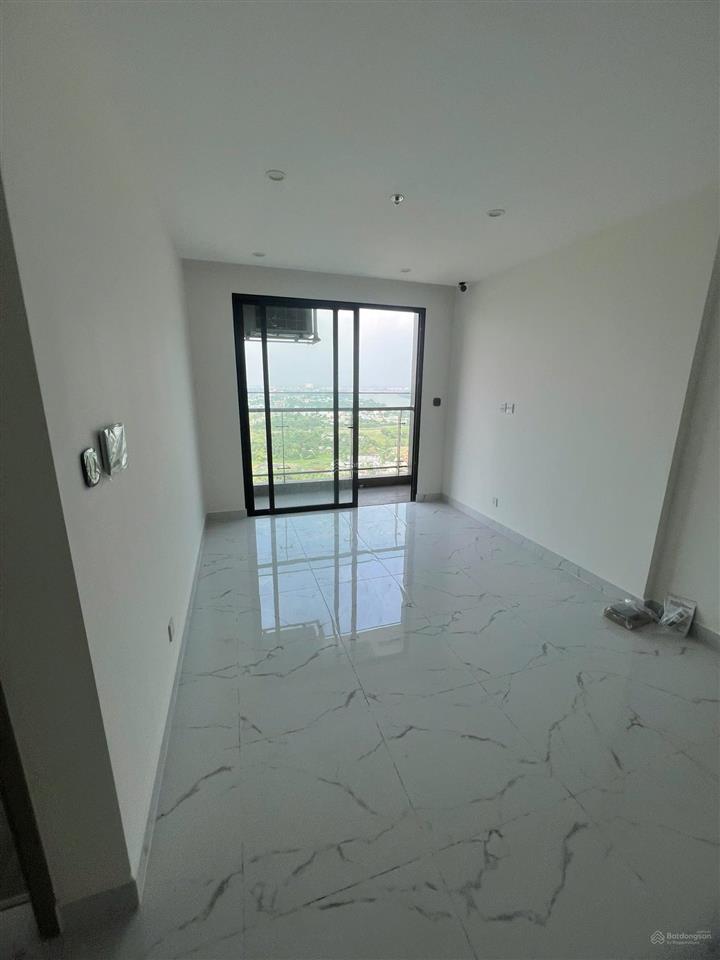 Chính chủ bán 1pn+51m2 tổng giá 2ty9 0935 378 ***