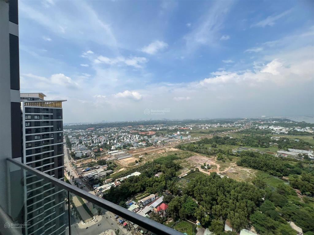 Chính chủ bán 1pn+51m2 tổng giá 2ty9 0935 378 ***