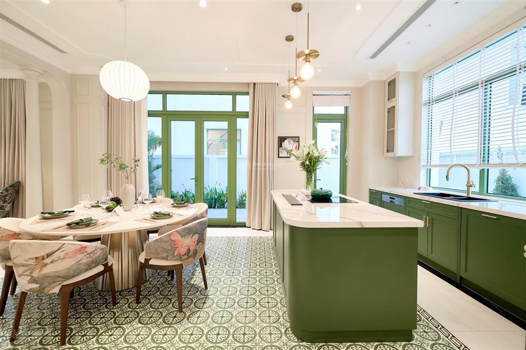 Bán xuât biệt thự vip giá tốt nội bộ ưu đãi tặng nội thất 700tr nhận nhà th6/2026 sun urban city