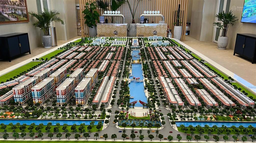 Bán xuât biệt thự vip giá tốt nội bộ ưu đãi tặng nội thất 700tr nhận nhà th6/2026 sun urban city