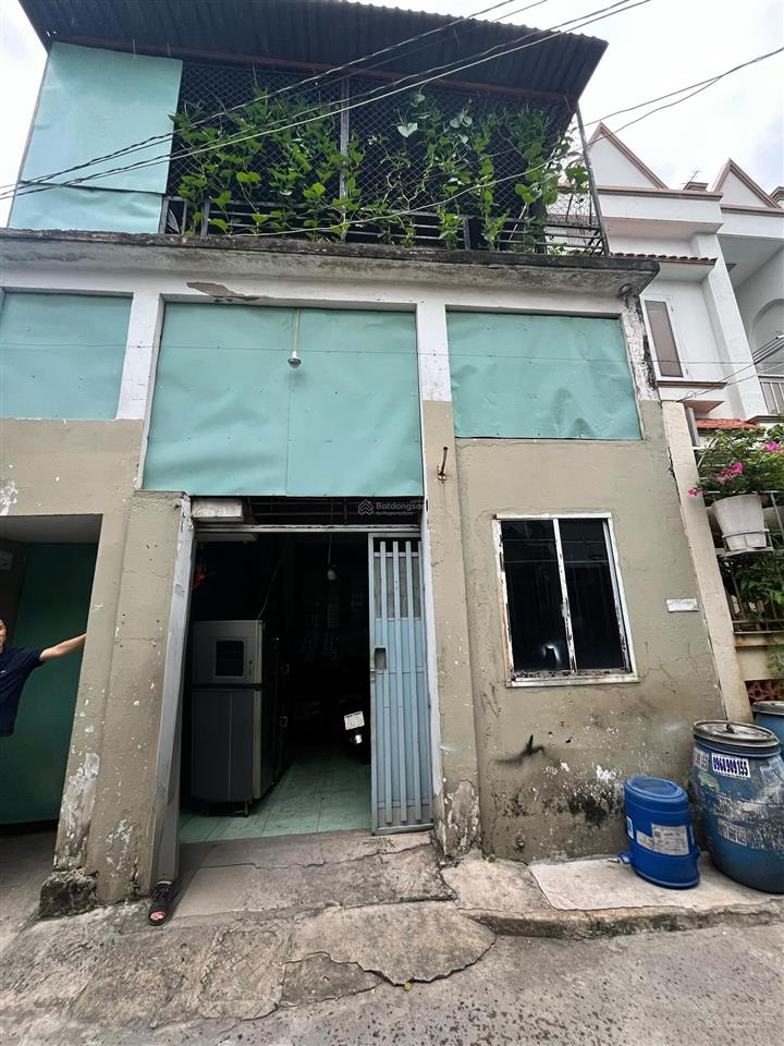 Bán đất tặng nhà + phòng trọ gần chung cư bcond phạm hữu lầu, dĩ an giá rẻ