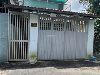 Bán đất tặng nhà gần siêu thị bigc go, dĩ an  giáp thủ đức