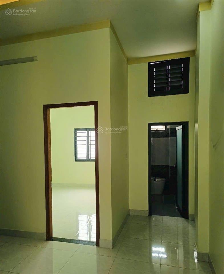 Bán nhá trệt lầu gần ngã tư bình trị  chợ tân bình, dĩ an