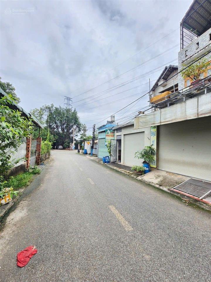 Bán nhá trệt lầu gần ngã tư bình trị  chợ tân bình, dĩ an