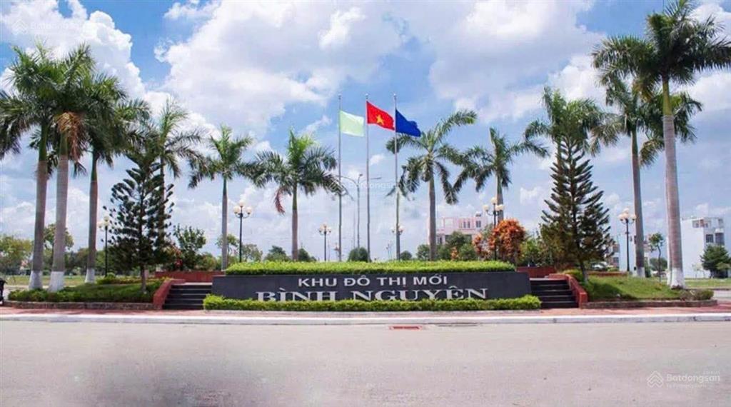 Bán lô đất dĩ an của ngõ trung tâm tiềm năng ngay làng đhqg tp.hcm