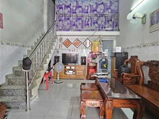 Bán đất tặng nhà cấp 4 ngay trung tâm gần chợ dĩ an  bigc go