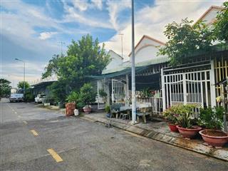 Giảm 100 triệu, chính chủ gởi bán nhà c4 khu đô thị long hưng 100m2, nhà mới đẹp