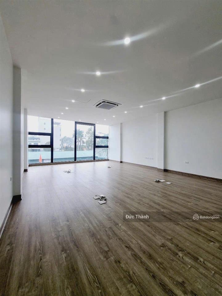 Cần bán nhà 7 tầng thang máy, mặt đường trịnh văn bô. làm văn phòng, kinh doanh siêu đỉnh