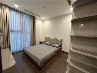 Em cần bán gấp căn 1 ngủ 1wc tại vinhomes symphony  0934 655 ***