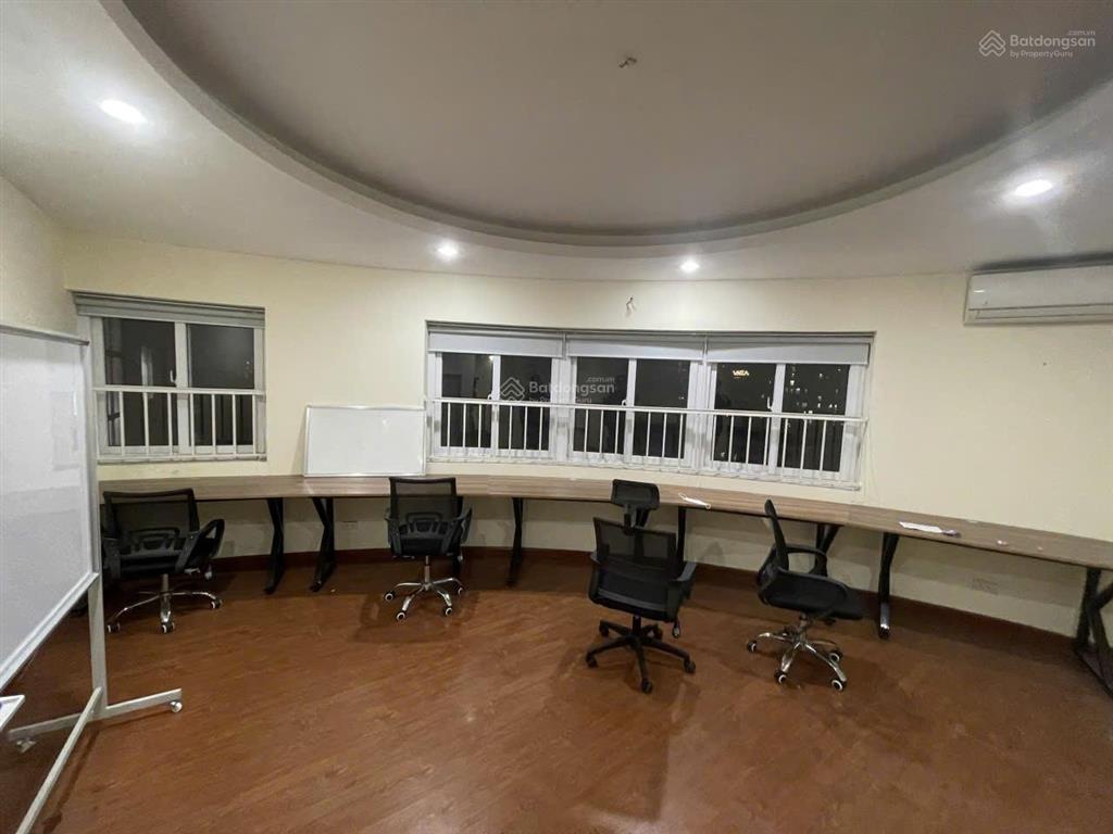 Chính chủ gia đình em bán căn hộ lô góc  tòa thăng long tower yên hòa, cầu giấy  full nội