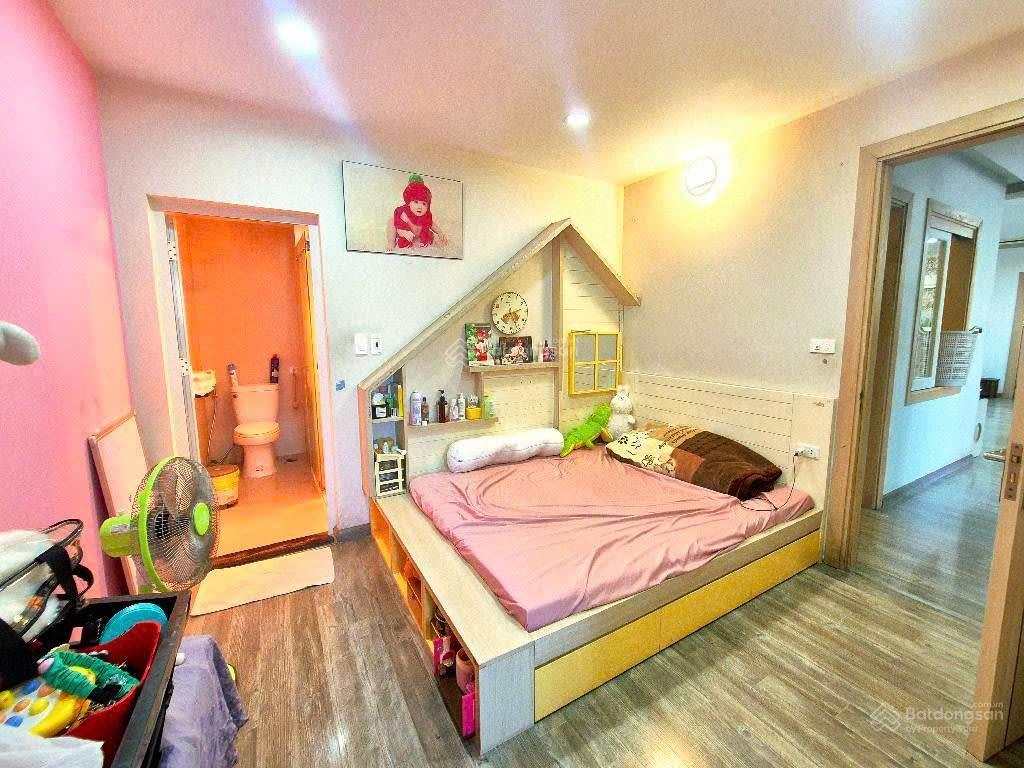 Bán căn hộ lô góc  3 thoáng  full nội thất  tòa thăng long tower yên hòa, 33 mạc thái tổ  119m2