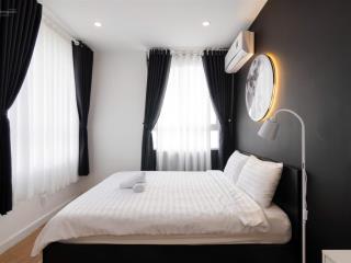 Bán nhanh grand riverside view đb thoáng mát, 50m2 1pn 1wc tặng nt, 3.68 tỷ báo hết  0983 568 ***