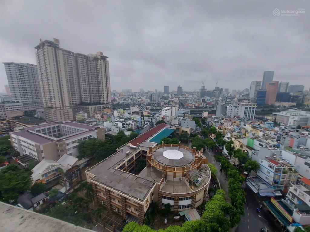 Bán nhanh h2 hoàng diệu, 90m2 2pn 2wc giá 5.5 tỷ.  0983 568 *** gặp tín