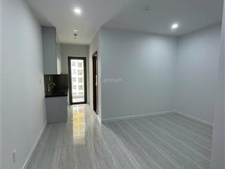 Chính chủ cho thuê bcons city ngay làng đại học  4,5tr/tháng