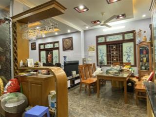 Bán gấp nhà 3 tầng lô góc tại băng 2 đường mê linh, p. vĩnh phúc, 135m2 giá chỉ 9,5 tỷ