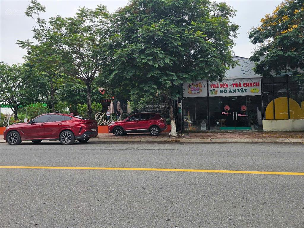 Bán đất dvtm vị trí đắc địa bậc nhất kđt nam vĩnh yên 2.800m2x50m mặt tiền, đường 21m. 11tr/m2