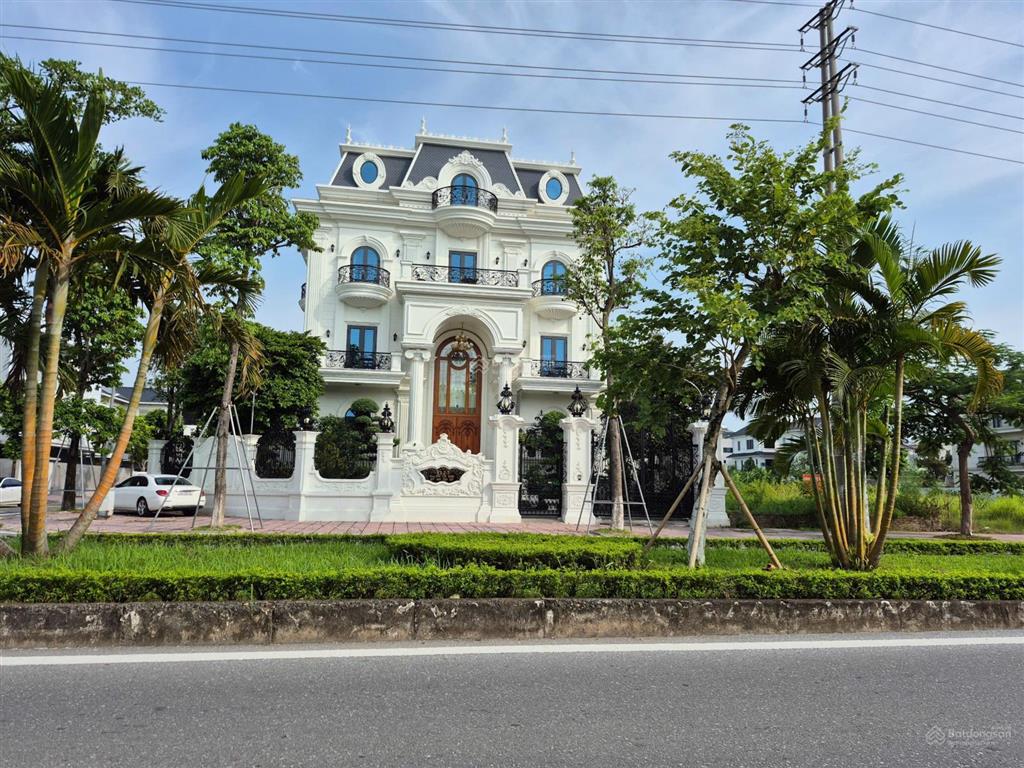 Bán biệt thự 3 tầng xây thô, tại times garden vĩnh yên, 12,6 tỷ, dt 289m2 view đẹp