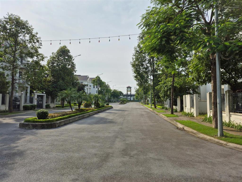 Bán biệt thự 3 tầng xây thô, tại times garden vĩnh yên, 12,6 tỷ, dt 289m2 view đẹp