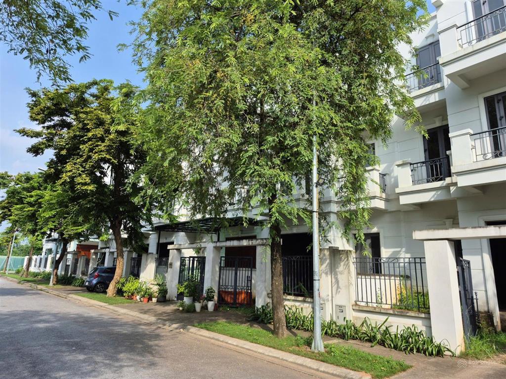 Bán biệt thự 3 tầng xây thô, tại times garden vĩnh yên, 12,6 tỷ, dt 289m2 view đẹp