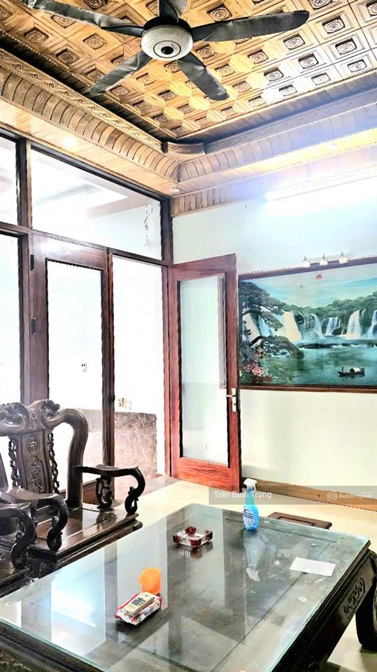 Bán nhà nghỉ 4,5 tầng 2 mặt thoáng 135m2 x 5,5m mặt tiền, giá tốt