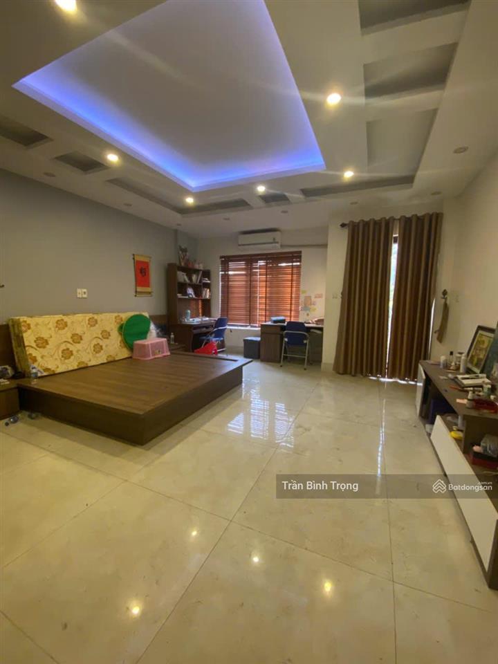 Bán nhà 3 tầng, mặt phố đường nguyễn tất thành, vĩnh yên, vĩnh phúc, giá 11 tỷ, 100m2