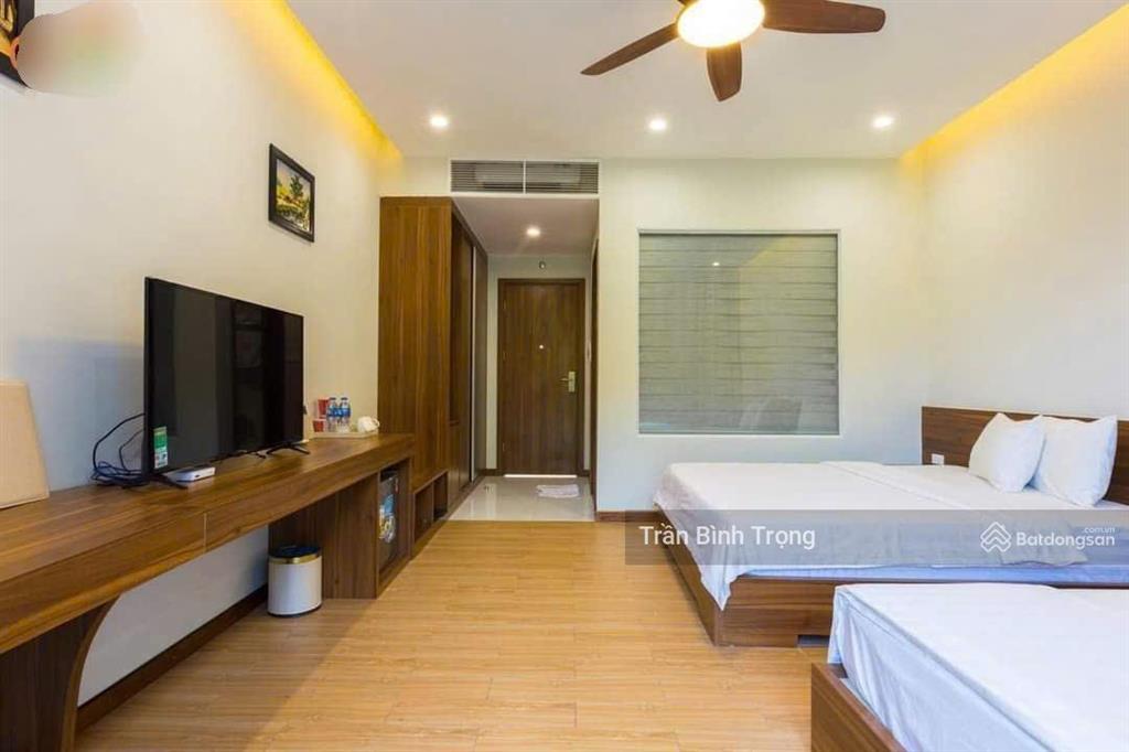 Cho thuê khách sạn 8 tầng 30 phòng 1500m2 hơn 100tr/th tại kđt chùa hà tiên vĩnh phúc