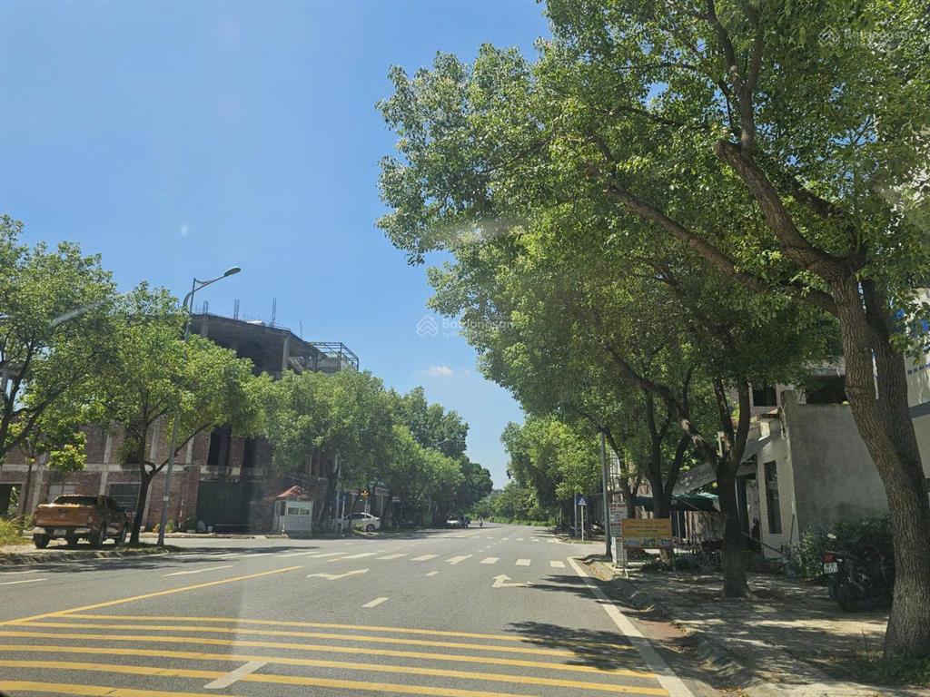 Cần bán nhà 120m2, 11, xx tỷ phố đường lý nam đế  kđt nam đầm vạc, vĩnh yên, phú thọ