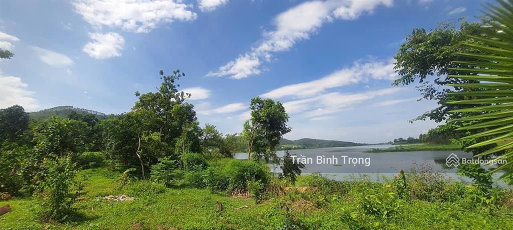 Bán đất hồ vân trục, lập thạch, vĩnh phúc, giá ưu đãi 6 triệu/m2, 2145 m2