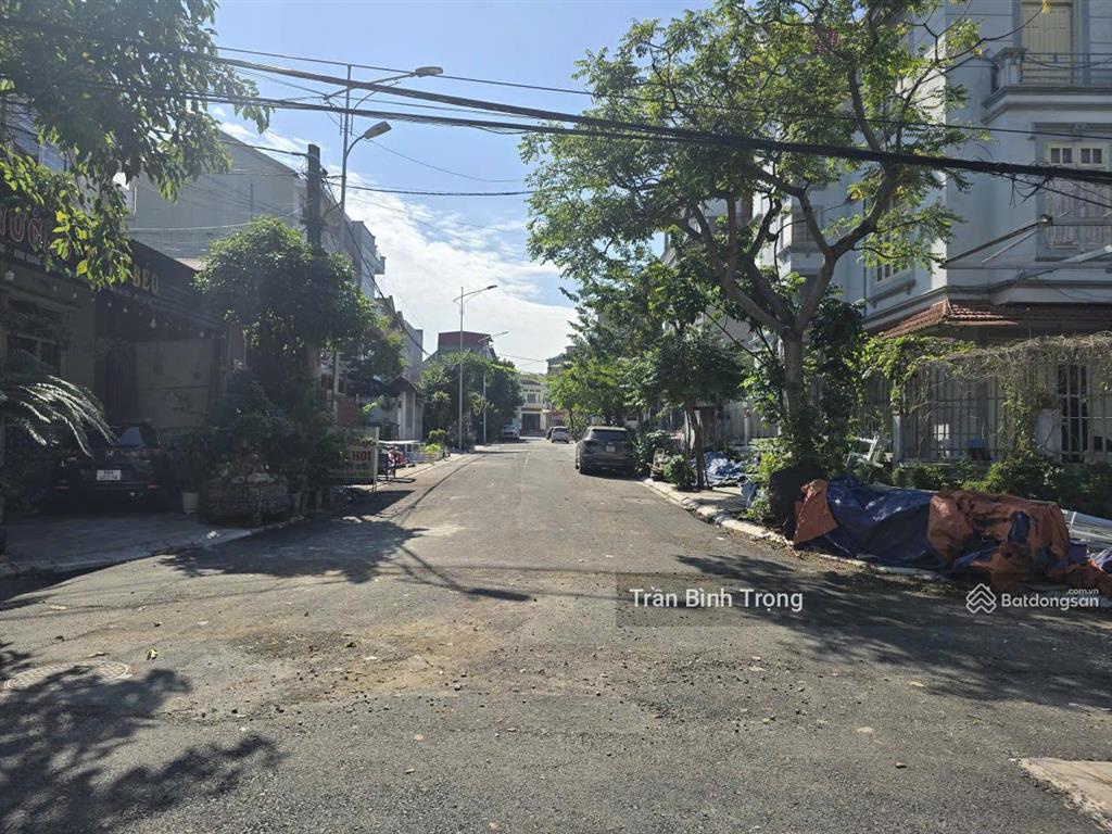 Bán gấp nhà 3 tầng lô góc băng 2 đường tôn đức thắng, 10,2 tỷ, 144m2, vĩnh yên, vĩnh phúc