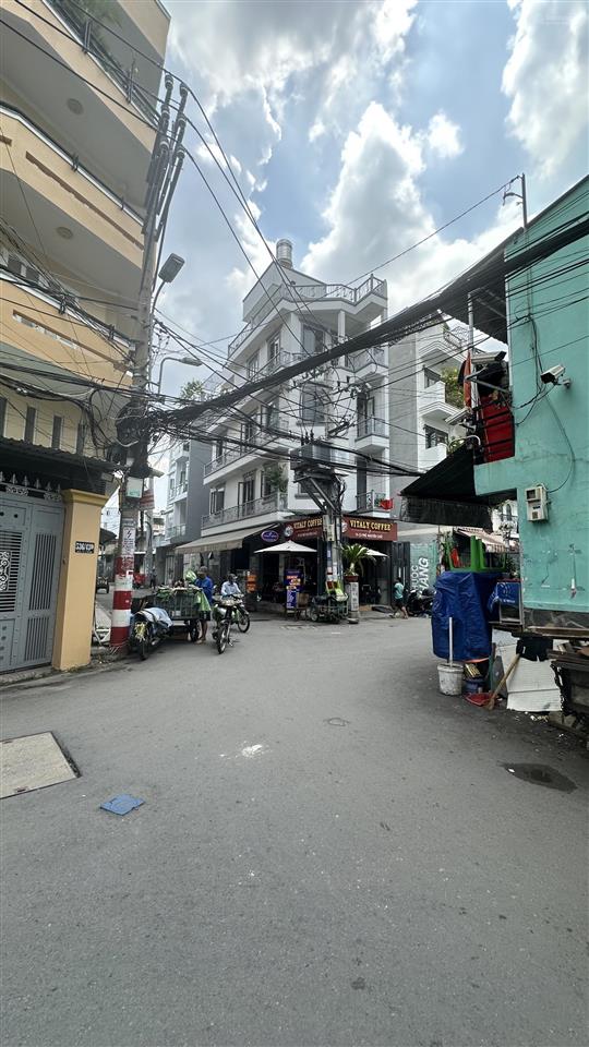 Bán nhà 2 mặt tiền hẻm xe tải vị trí đẹp nhất khu. giá 18,3 tỷ