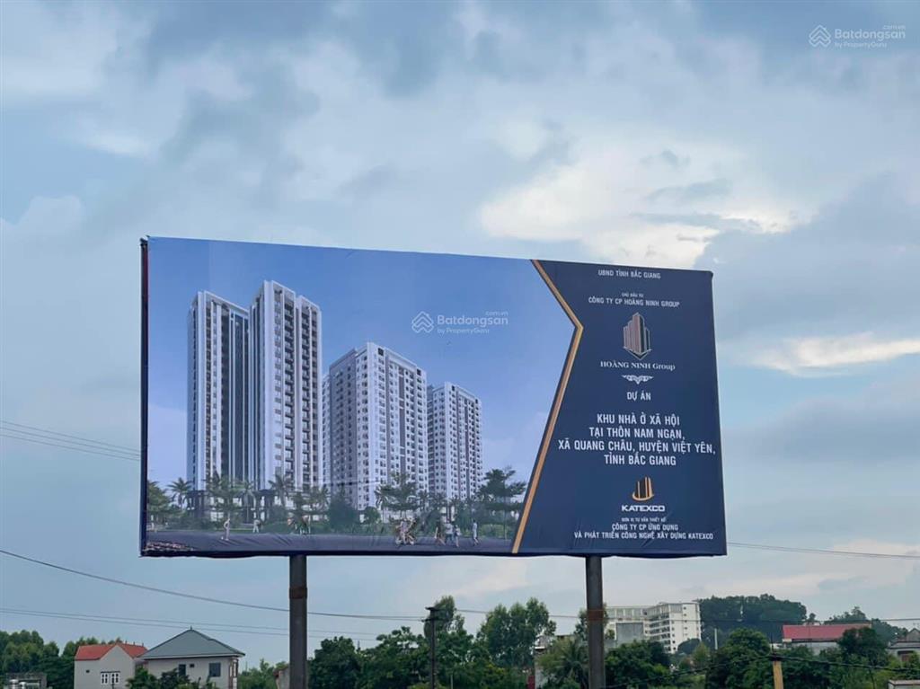 Chính chủ bán lô đất sổ đỏ khu đồng lớn, đồng nhỏ  quang châu gần nhà máy foxcon giá siêu rẻ