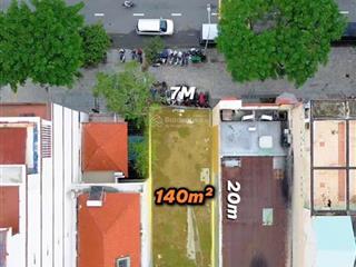 Bán gấp 1 lô đất vip duy nhất 140m2 mt7m mặt biển mỹ khê ngay phố tây an thượng dòng tiền 30tr/t 