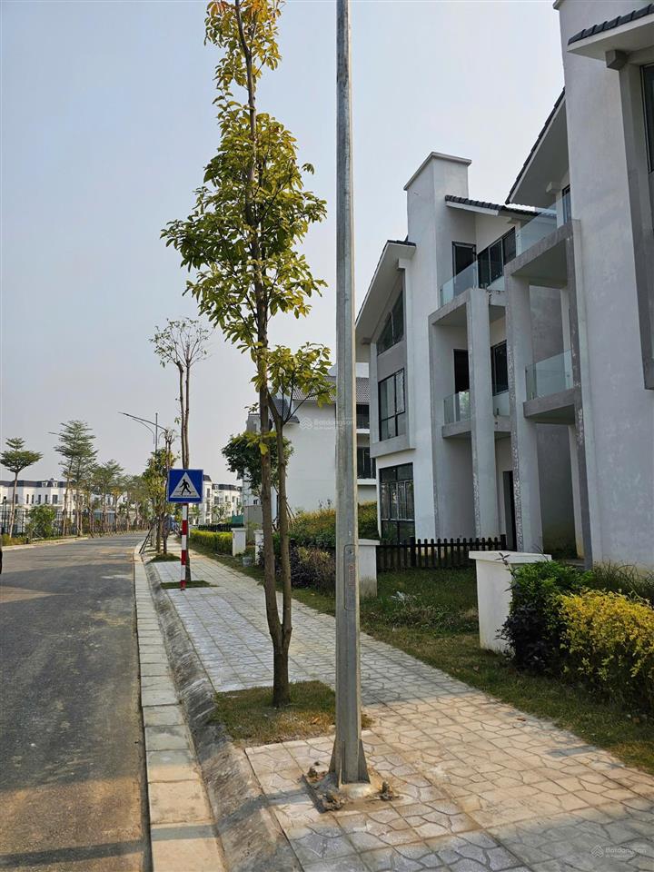 Biệt thự xanh villas giá tốt chỉ từ 16 tỷ / căn cả đất và xây 3,5 tầng  ngay ga metro số 5