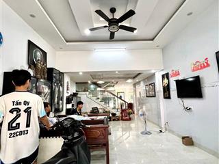 Nhà 3 tầng mặt tiền hoà minh , cách biển 300m