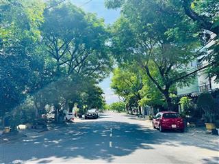 Góc 2 mặt tiền trần nguyên đán và hoà minh 18