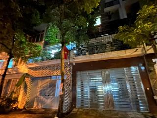 Bán liền kề văn phú hà đông vị trí đẹp, hướng đông nam