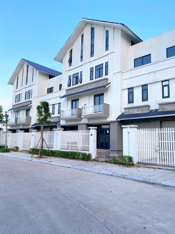 Giảm giá sâu nhà vườn vip hoàn thiện, mặt tiền ~8m , 4 tầng