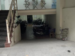 Cho thuê văn phòng miếu đầm, 70m2, 12tr/tháng có điều hoà thang máy hầm để xe