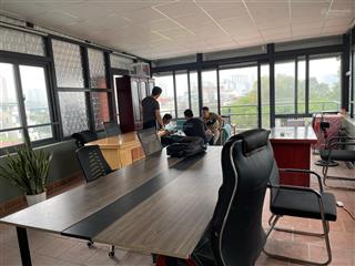 Cho thuê văn phòng tây sơn đống đa 120m có thang máy chỉ 16tr/tháng.  0586 912 ***