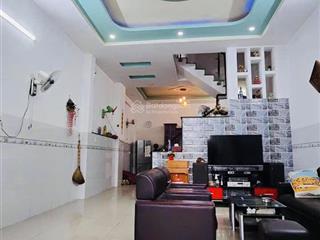 Nhà một đời chủ 54m2 3 tầng kiên cố, một trục đường khá vạn cân, hoàn công tặng nội thất