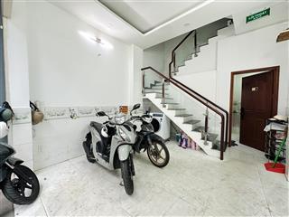 Bán căn hộ dịch vụ nở hậu ngay chợ bà chiểu 44m2 4tầng  dòng tiền 18tr/tháng nhỉnh 5tỷ
