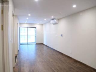 Cho thuê căn hộ 3 phòng ngủ , đồ cơ bản, đang trống vào ở ngay, hpc landmark 105.  093.999.183