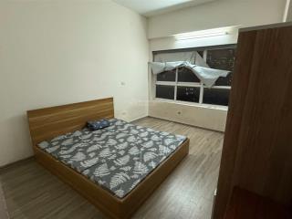 Cho thuê gấp căn hộ 2 ngủ 85m2 đồ cơ bản sakura 47 vũ trọng phụng 11tr/tháng call 0915 825 ***